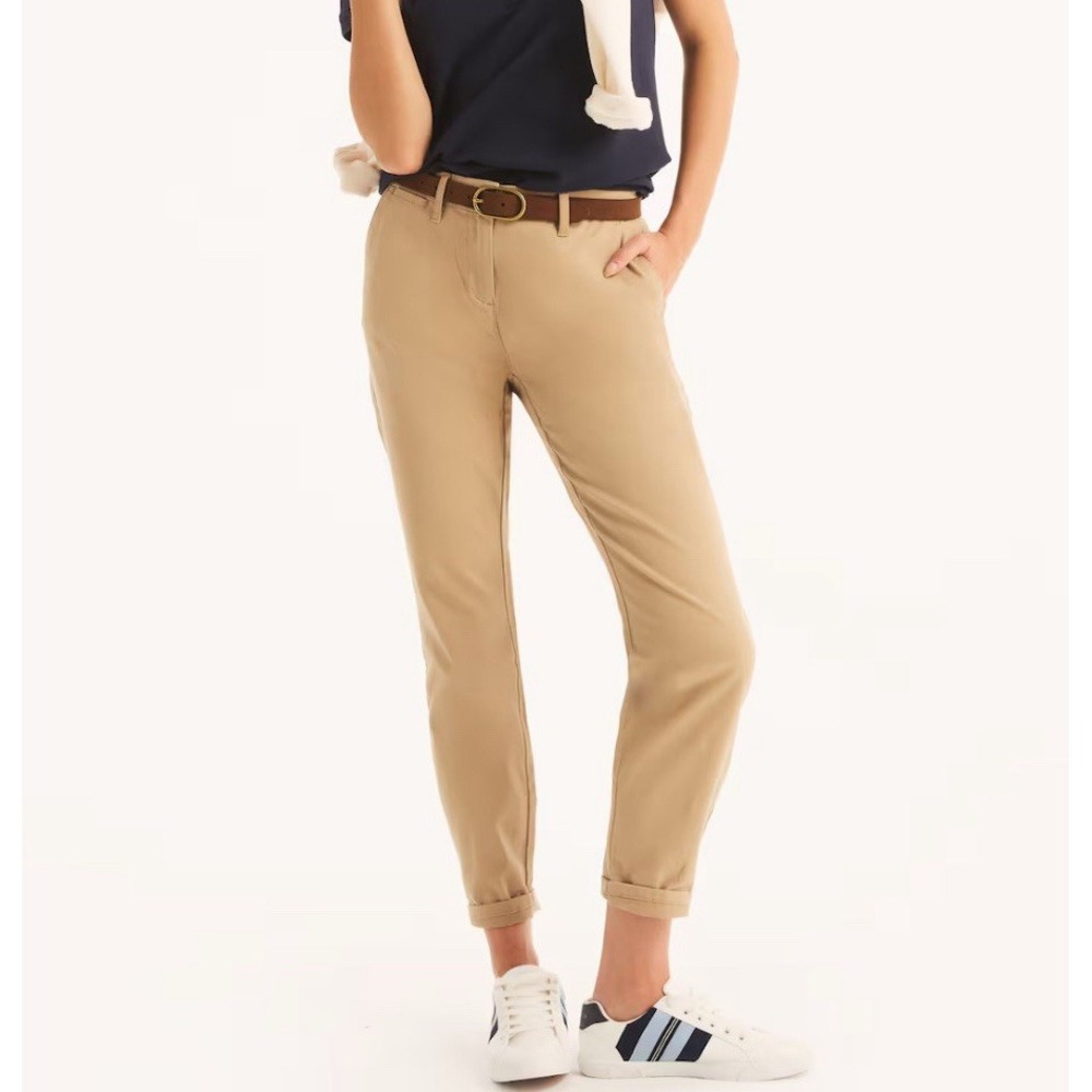 Nautica Jeans NWT Women's Chino Ankle Pants, Color Khaki, Woman's Size 10.